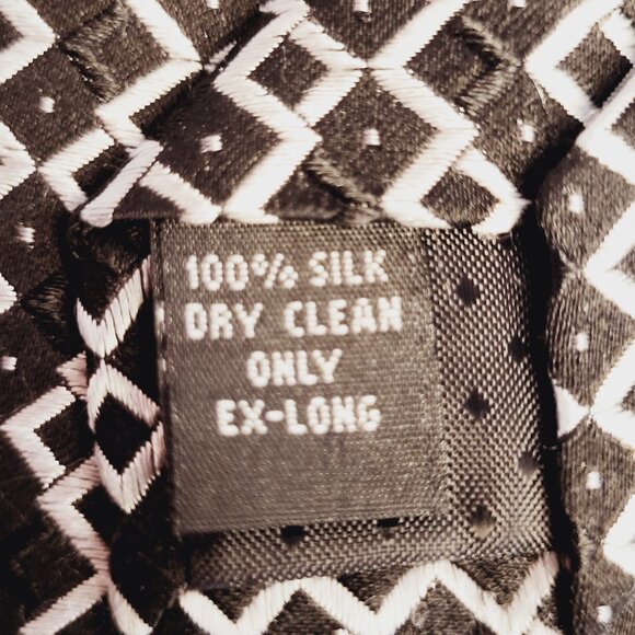 Campia Moda ~ X Long, Geometric Pattern Necktie ~ Excellent Condition - Picture 5 of 7